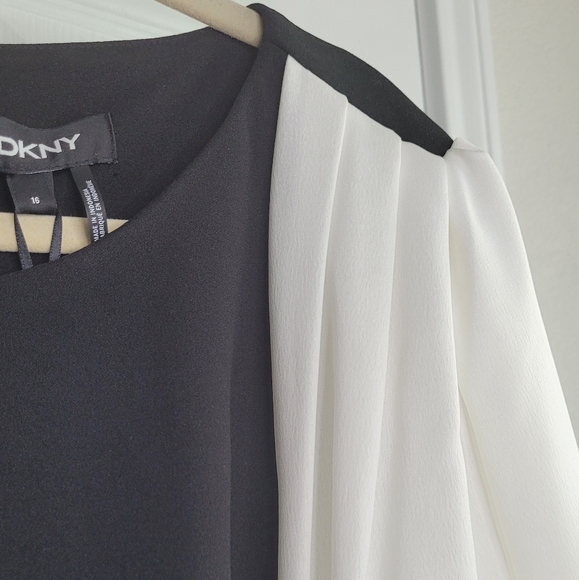 Dress - Picture 2 of 7